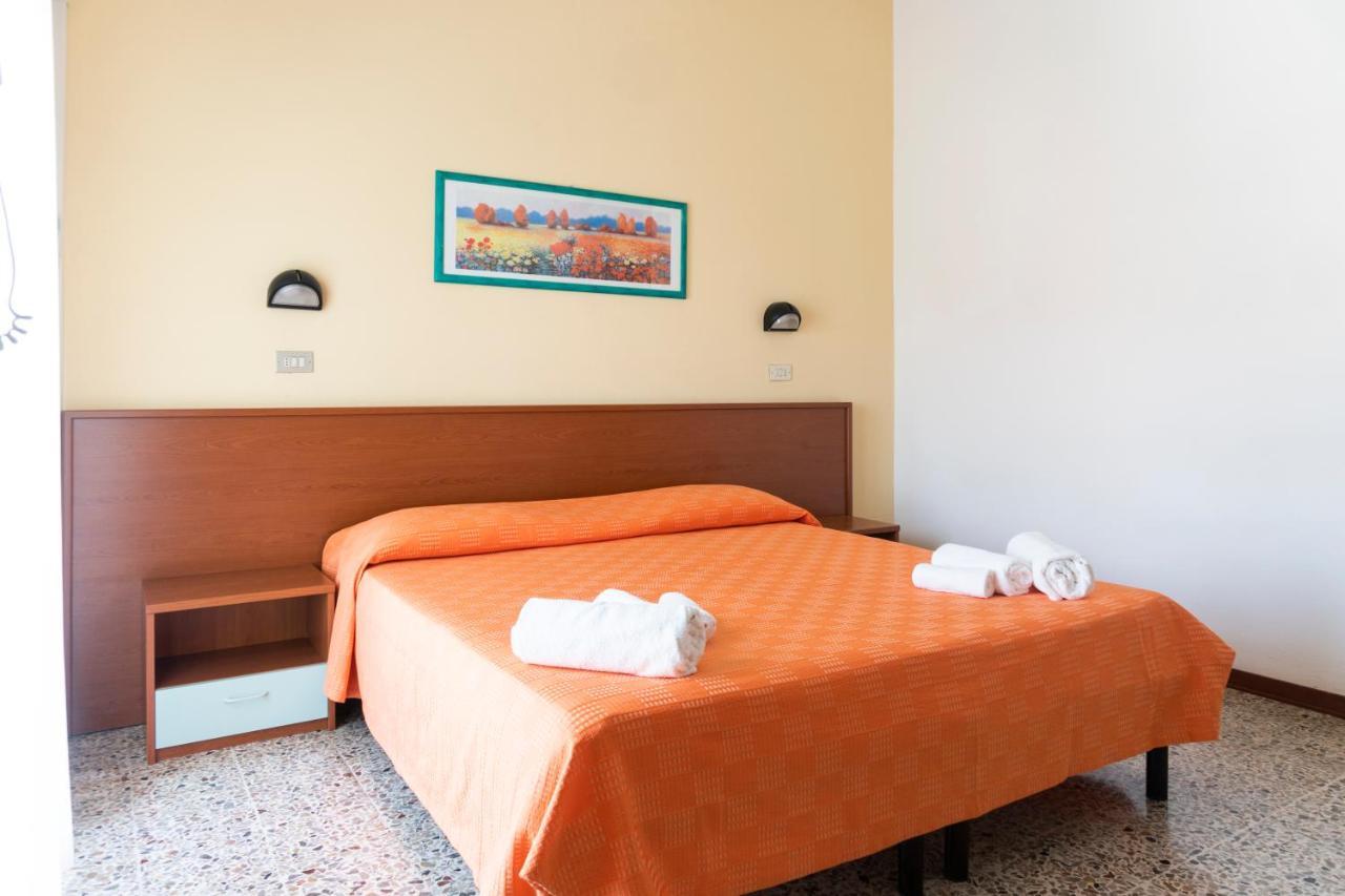 B&B Hotel Villa Nora Белариа-Игеа Марина Екстериор снимка