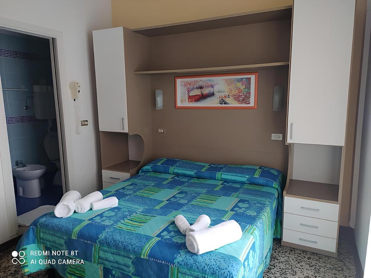 B&B Hotel Villa Nora Белариа-Игеа Марина Екстериор снимка