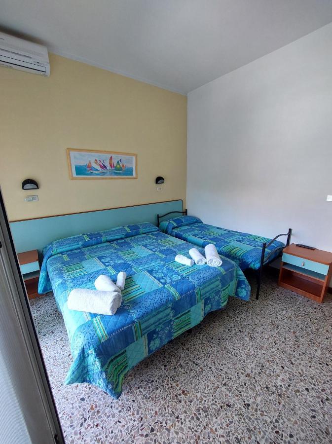 B&B Hotel Villa Nora Белариа-Игеа Марина Стая снимка