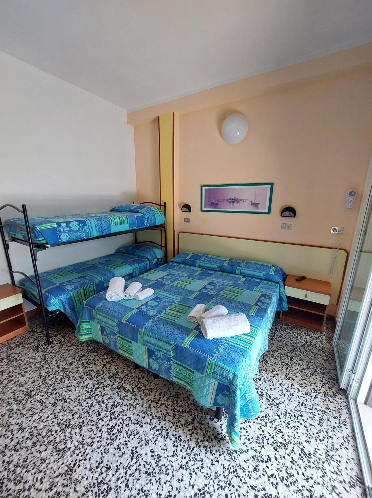 B&B Hotel Villa Nora Белариа-Игеа Марина Стая снимка