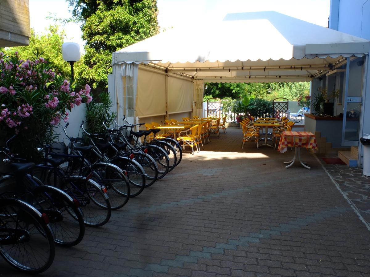 B&B Hotel Villa Nora Белариа-Игеа Марина Екстериор снимка